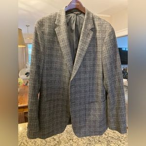 Banana Republic Grey Plaid Wool sport coat. Mens 44R Slim Fit.